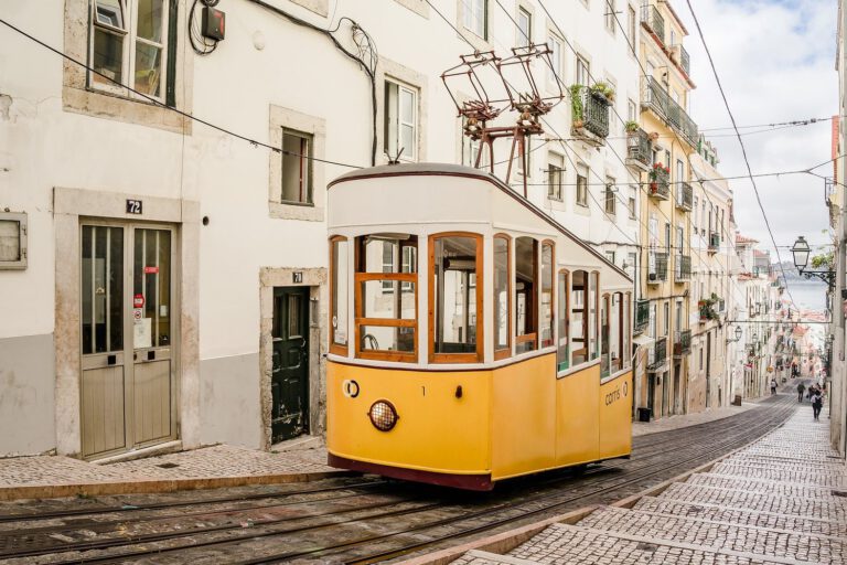 Lisboa está a morrer do seu sucesso, diz jornal espanhol